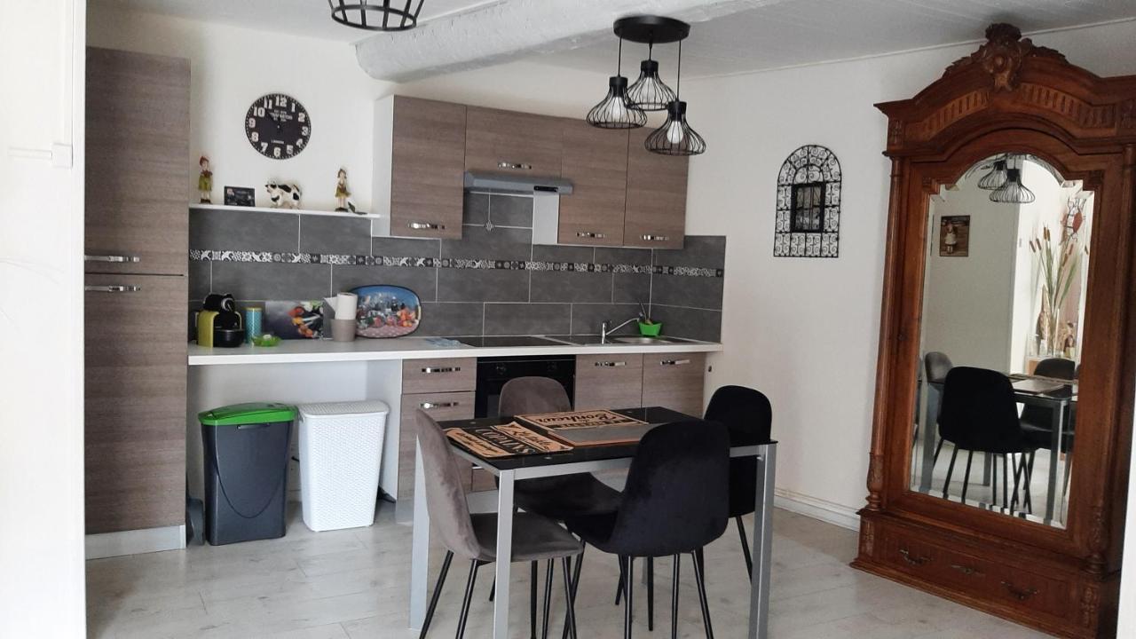 Charmant T2 Tout Confort Au Centre Du Village ! Florensac Exterior photo